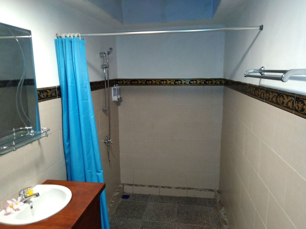 The Cemok's Cottage Standard Double Room 8