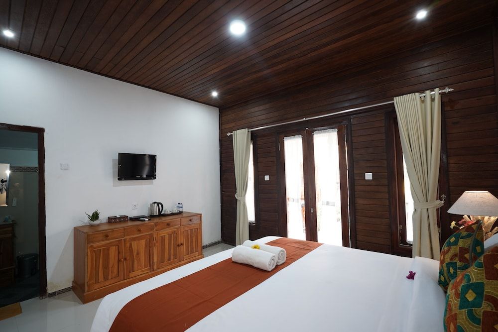 Arjuna Bungalow Exclusive Double Room, 1 King Bed, Private Pool, Pool View 2