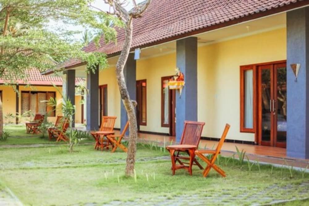 undefined Grand Ball Beach Garden 7