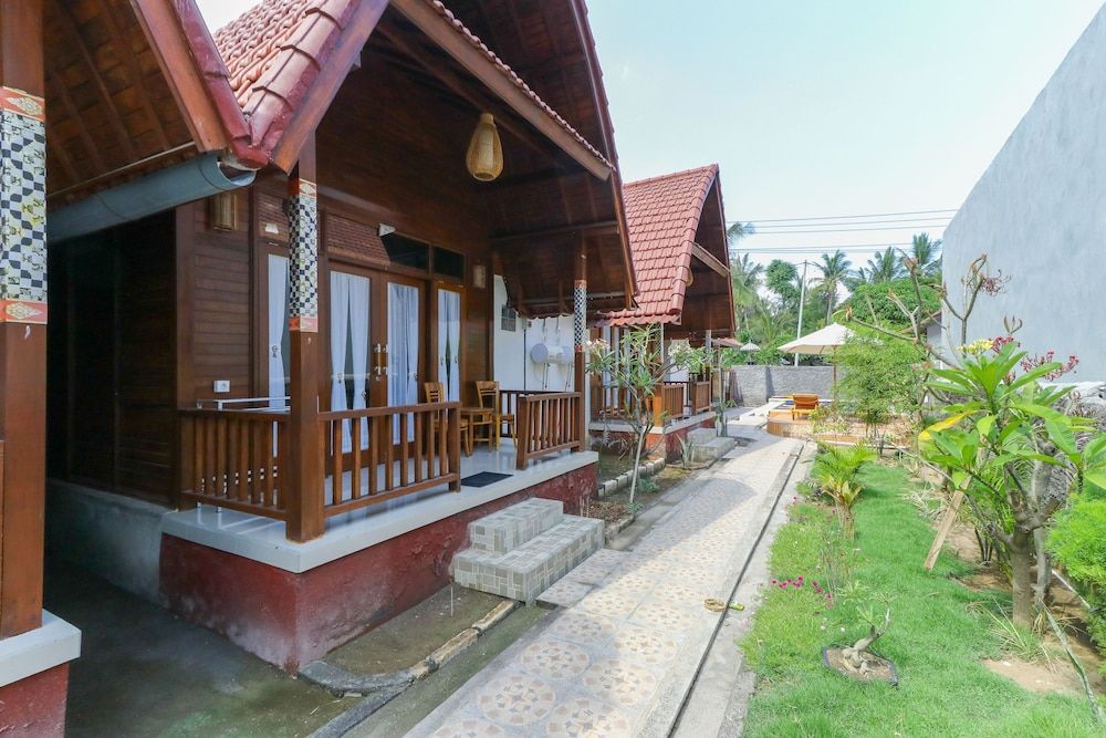 undefined Maksan Cottage