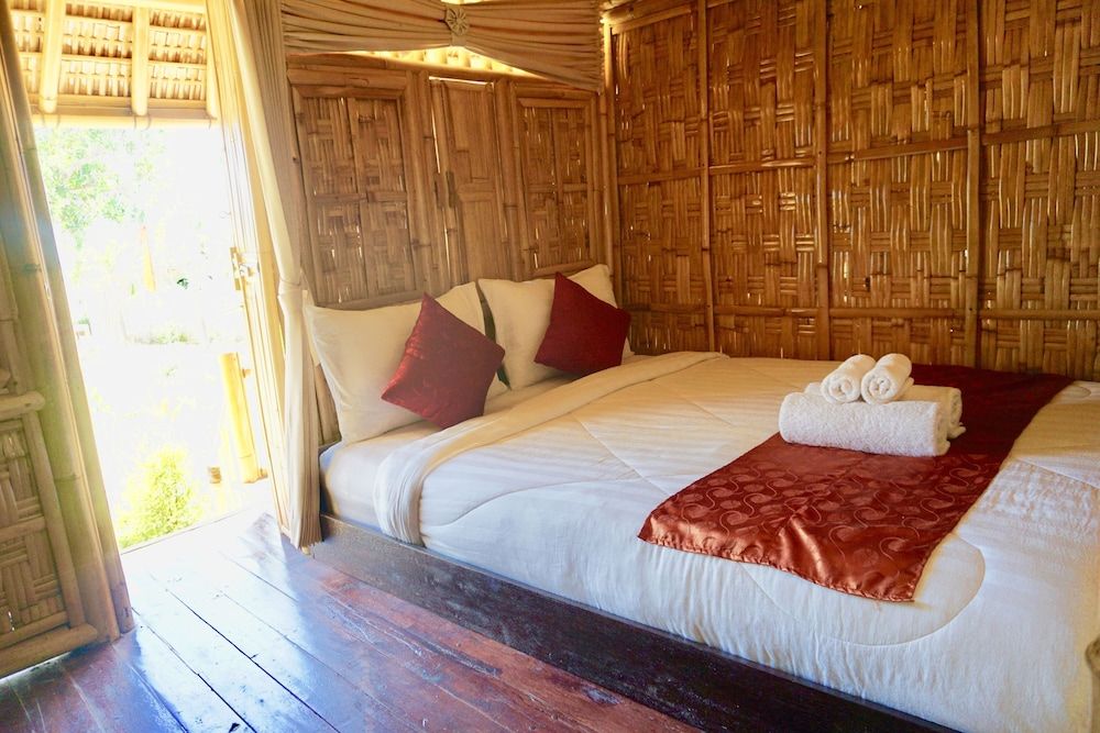 undefined Green Bamboo 8