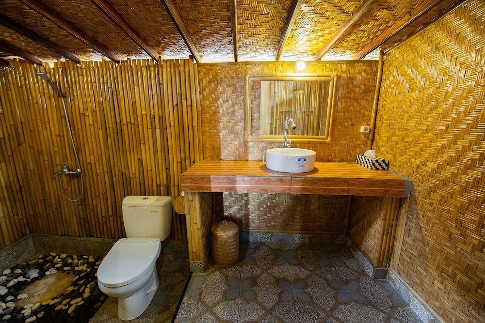 Green Bamboo Standard Double or Twin Room 8