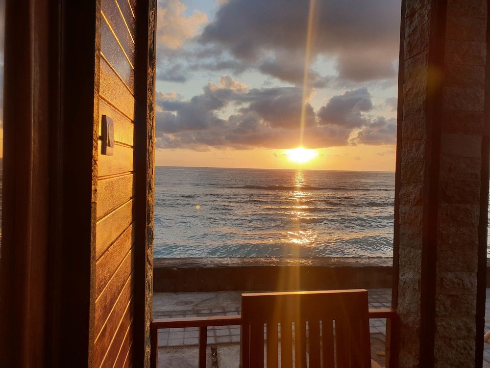 Juan Beach Bungalow Deluxe Double Room, Pool View 8