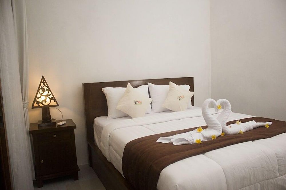 Prasi Sunset Bungalows Deluxe Bungalow, 1 Queen Bed, Partial Sea View 2