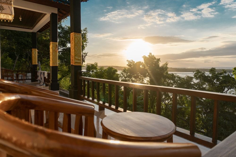 Prasi Sunset Bungalows Deluxe Double Room, 1 Queen Bed, Sea View, Poolside 2