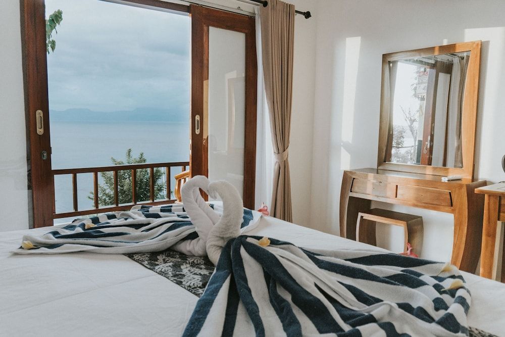 Prasi Sunset Bungalows Deluxe Double Room, 1 Queen Bed, Sea View, Poolside 3