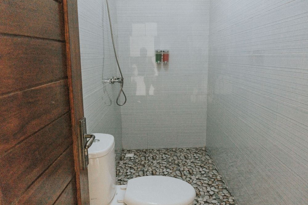 Prasi Sunset Bungalows Deluxe Bungalow, 1 Queen Bed, Partial Sea View 4