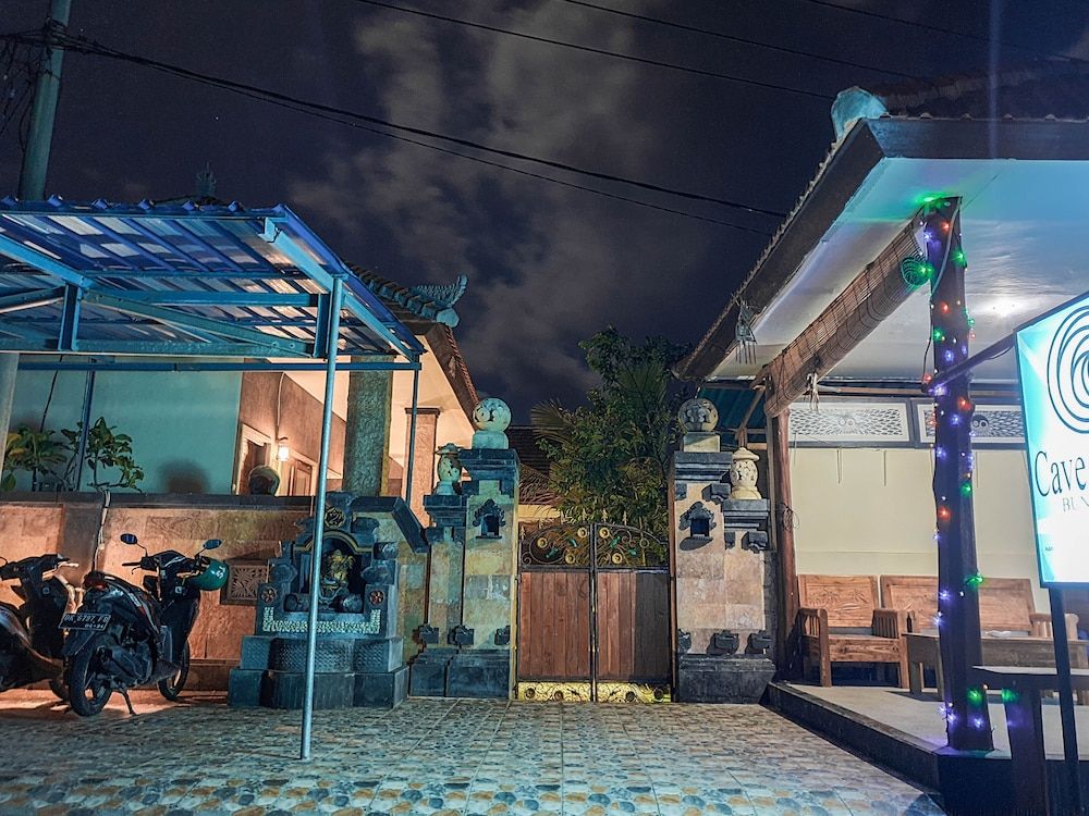 undefined Cave Beach Bungalow 6