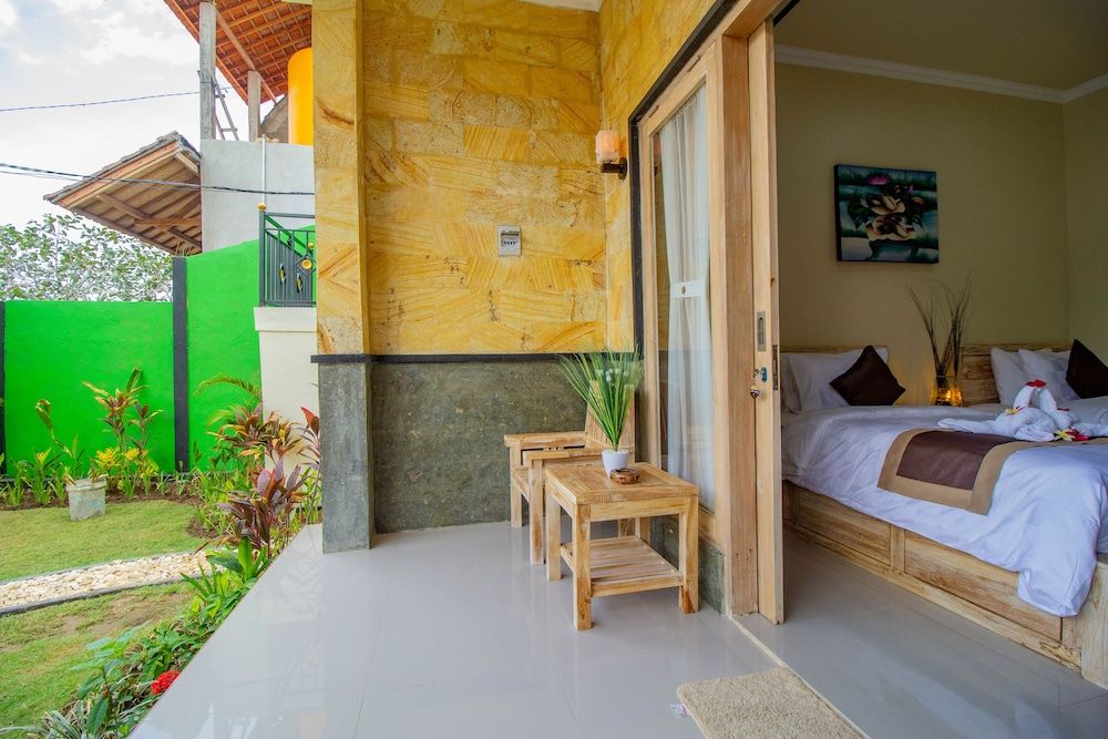 Unicorn Bungalow Deluxe Twin Room 3