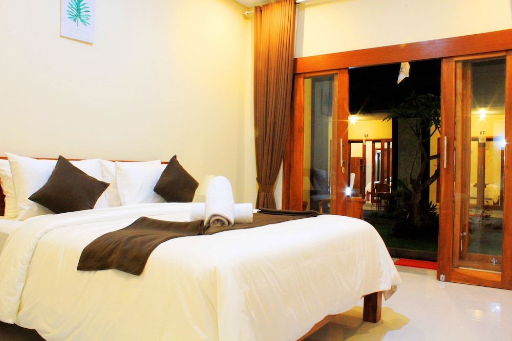 La Mogi Cottage Deluxe Double Room 9