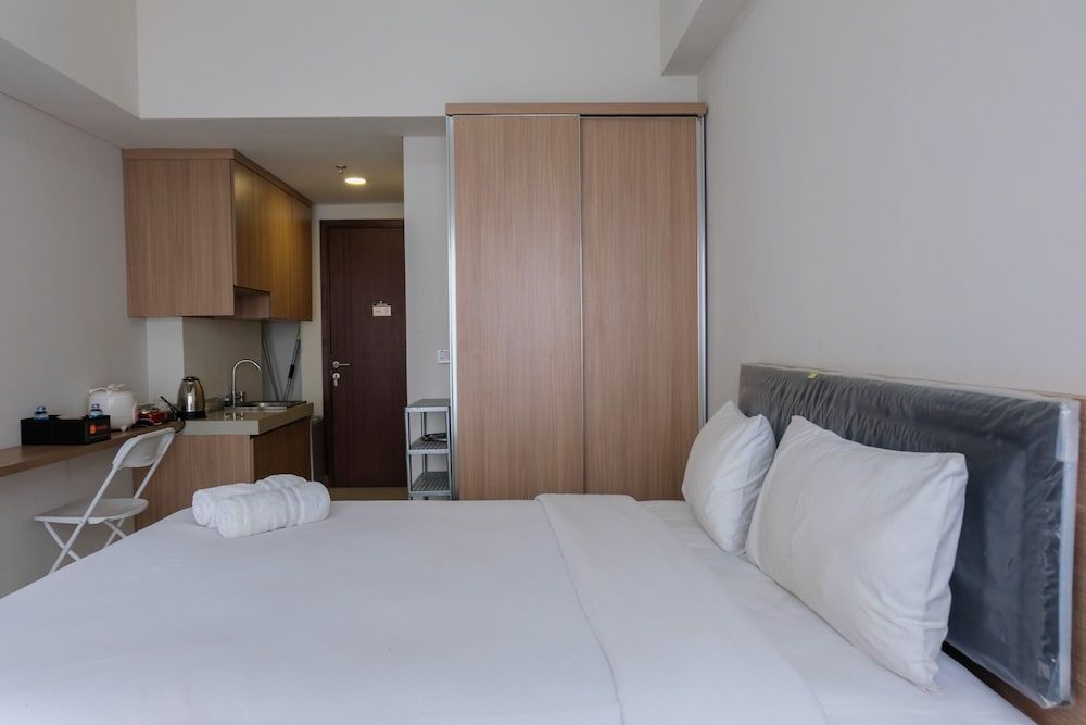 Modern and Comfy Studio Parkland Avenue Apartment Room 5