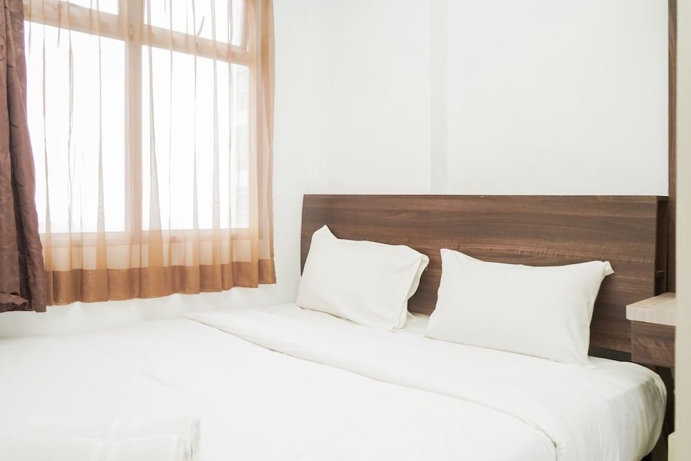 Spacious and Nice 2BR Serpong Greenview Apartment