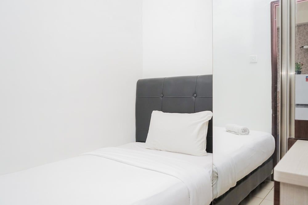 Spacious and Nice 2BR Serpong Greenview Apartment Room 11