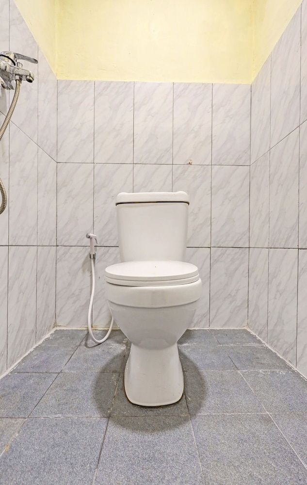 OYO 91784 Zazezo Homestay Syariah Standard Double Room 14