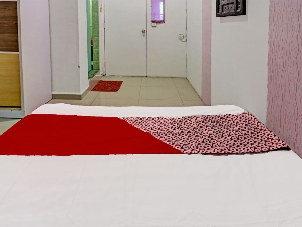 OYO 91784 Zazezo Homestay Syariah Standard Double Room 3