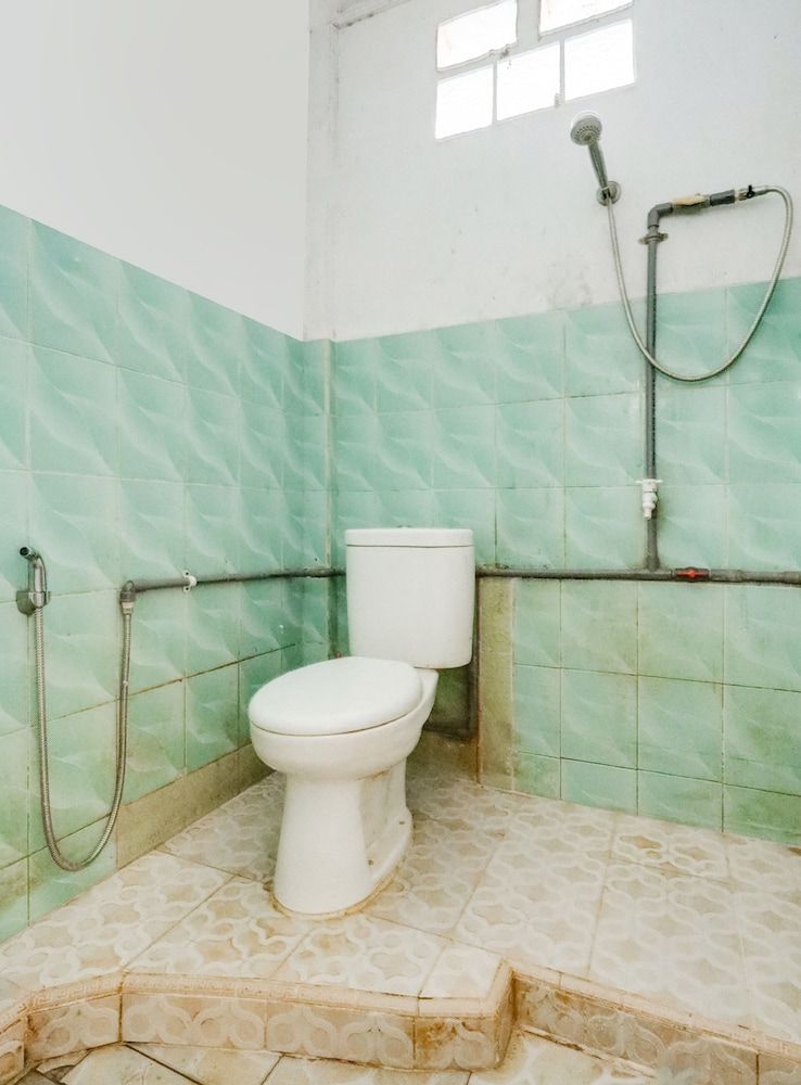 SPOT ON 92053 Bagus Stay Standard Double Room 10