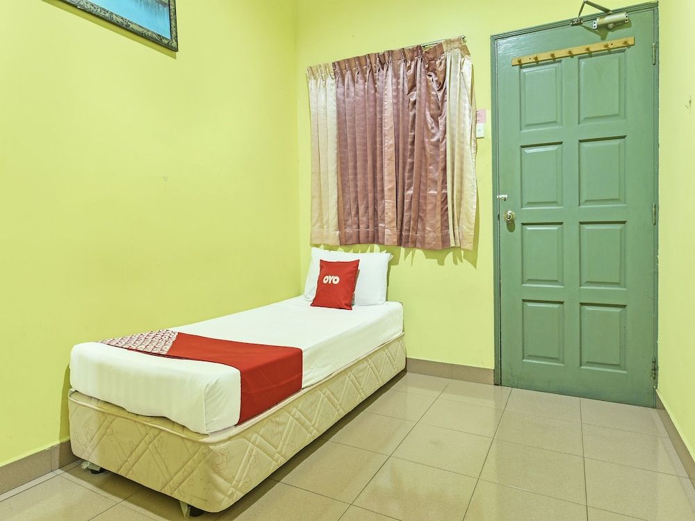 Deluxe Single Room