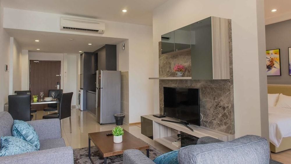 Encorp Marina Suites Two-Bedroom Suite 21