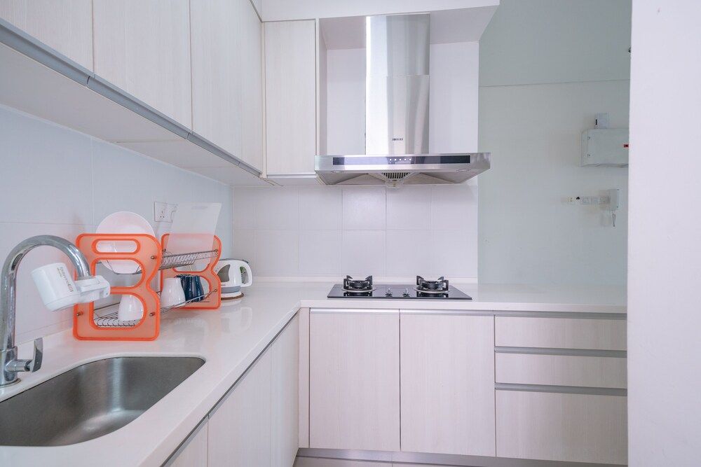 OYO Home 89736 Unbelievable 2br 1medini Classic Room 17