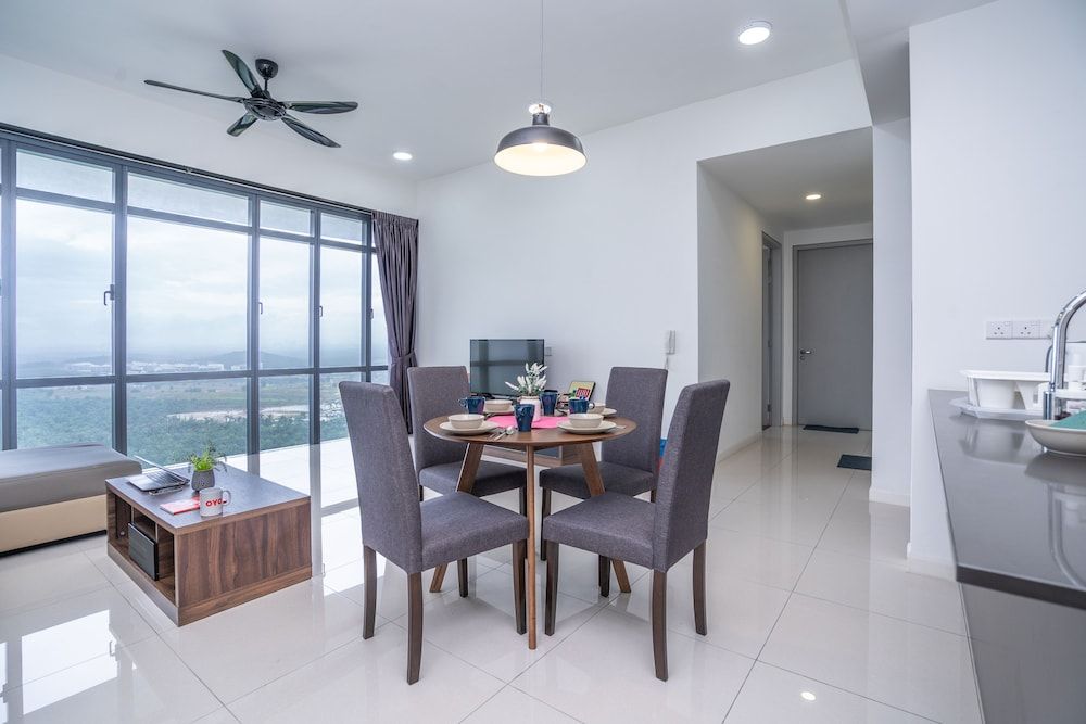 undefined OYO Home 89725 Beautiful 3br Grand Medini 10