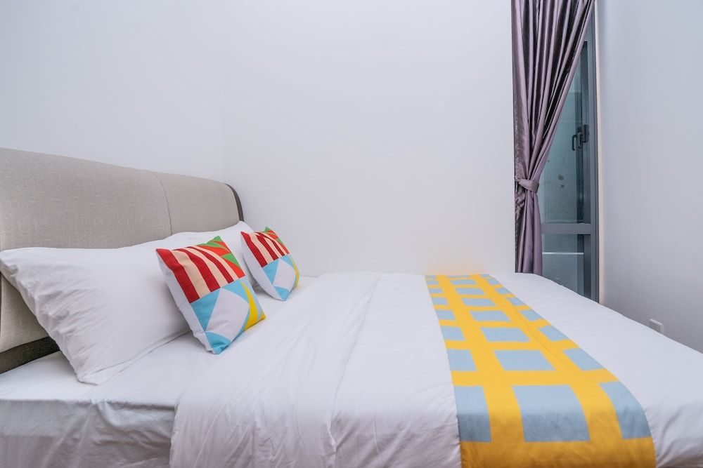 OYO Home 89725 Beautiful 3br Grand Medini Classic Room 12