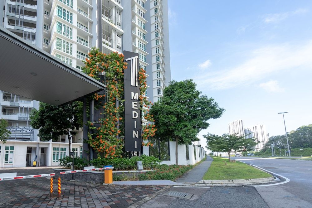 undefined OYO Home 89731 Amazing 1br 1medini 3