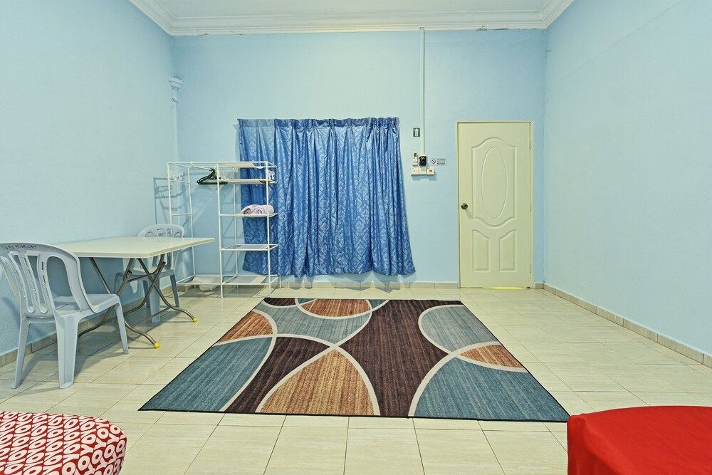 OYO 90551 Zn Mix Homestay & Roomstay Family Suite 7