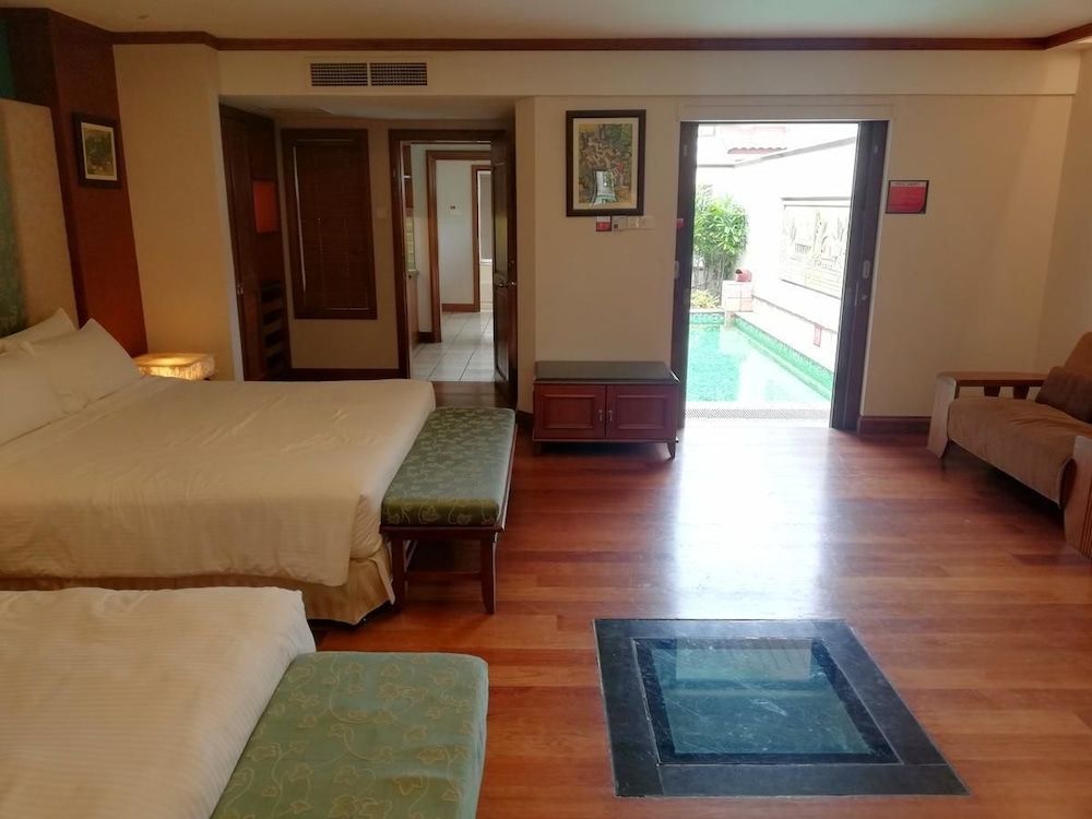 Premium Pool Villa