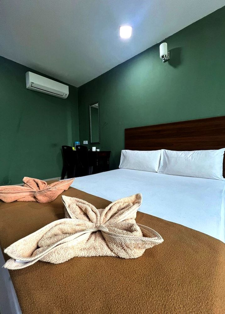 ARK HOTEL SERENDAH Business Double Room 14