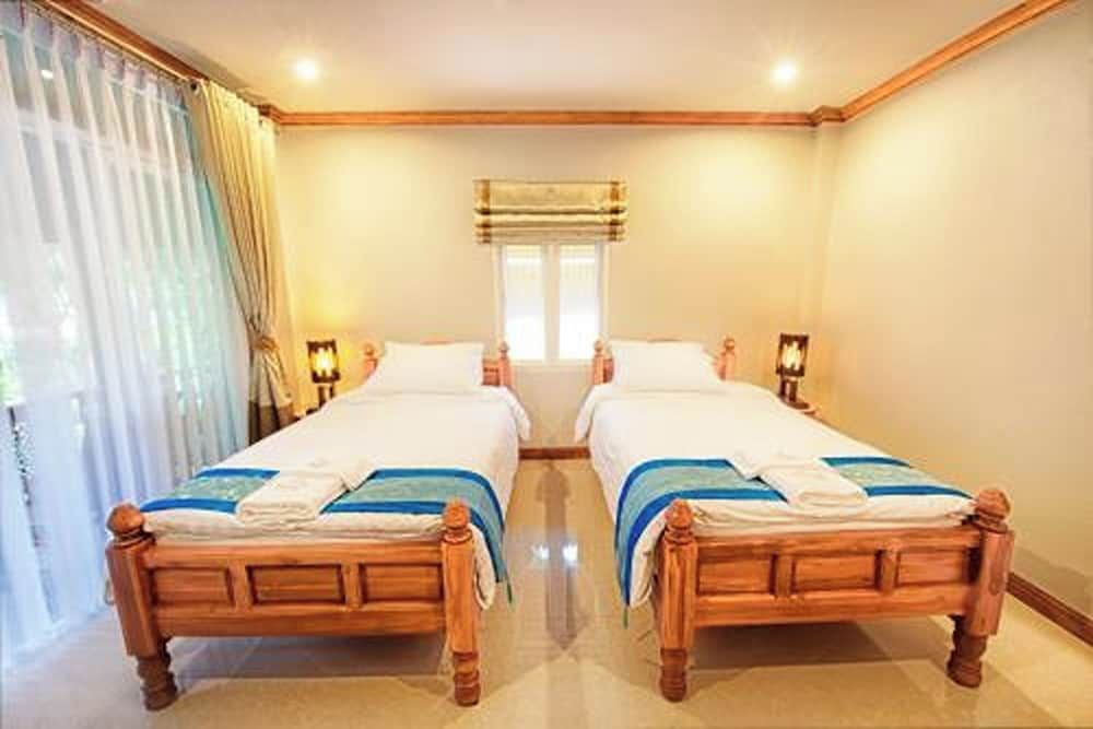 Baan Nam Pen Resort Twin Room 7