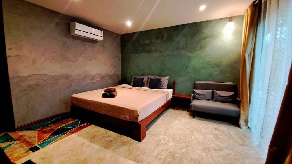River CoCo Amphawa Deluxe Studio 2