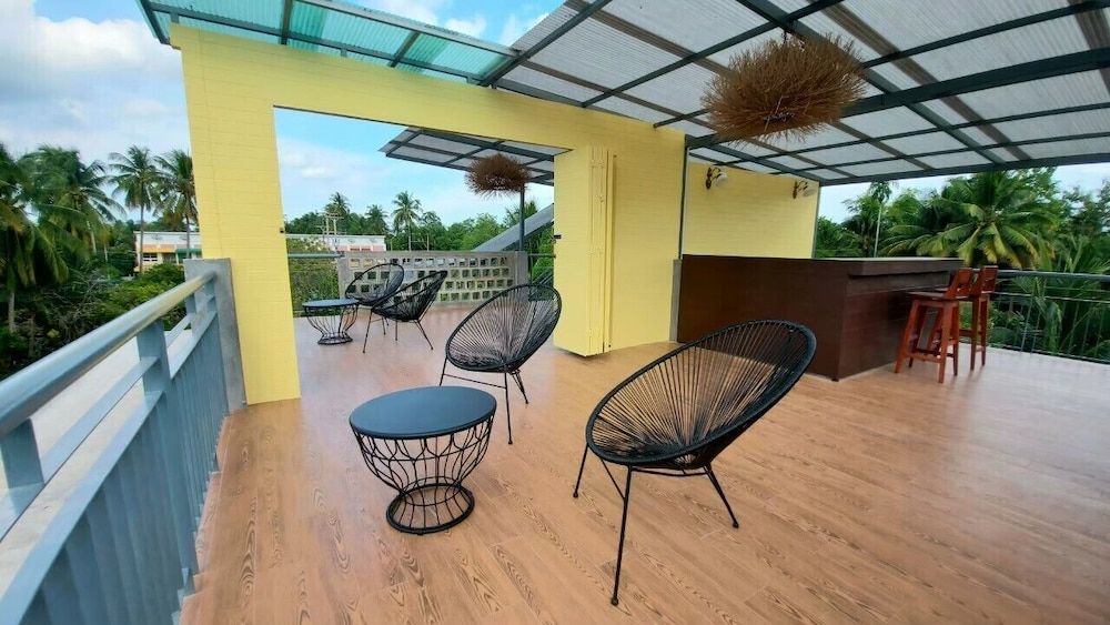 River CoCo Amphawa Exclusive Studio Suite 8