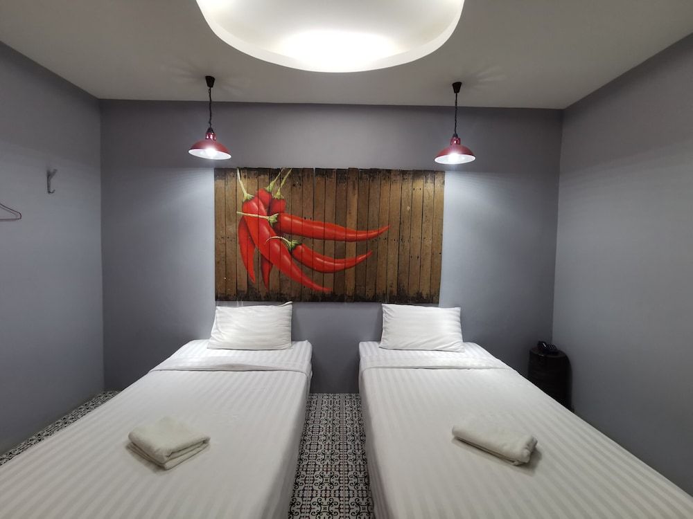 Standard Twin Room