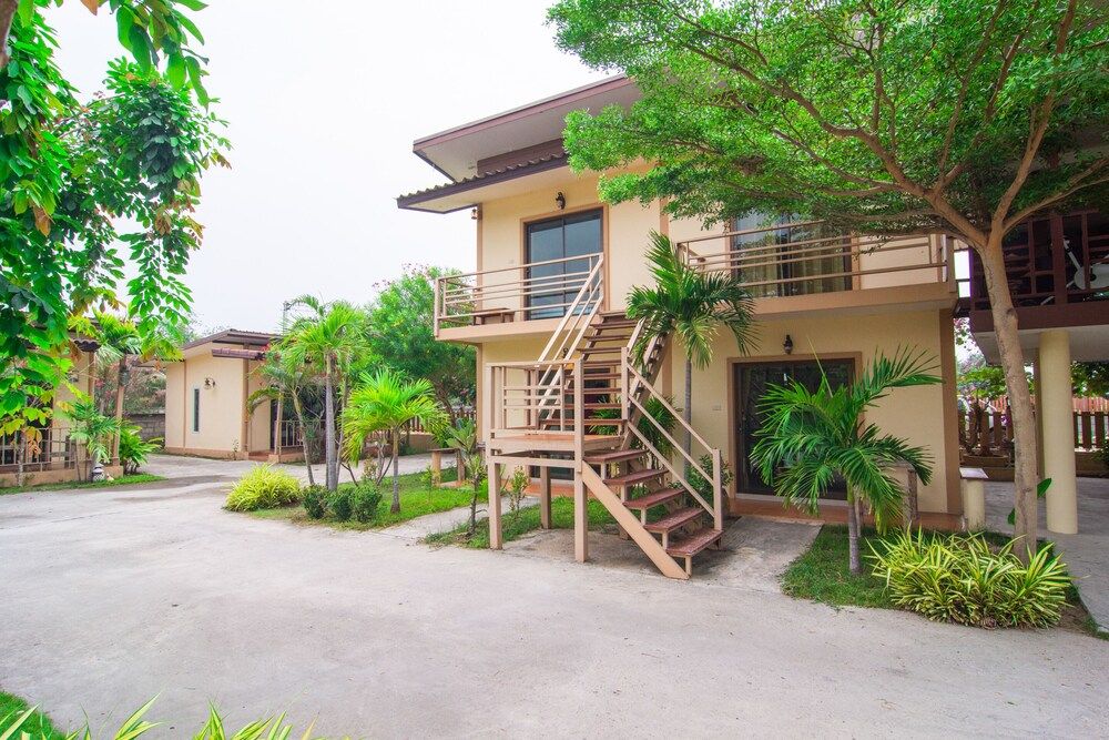 undefined OYO Nawang Resort 8
