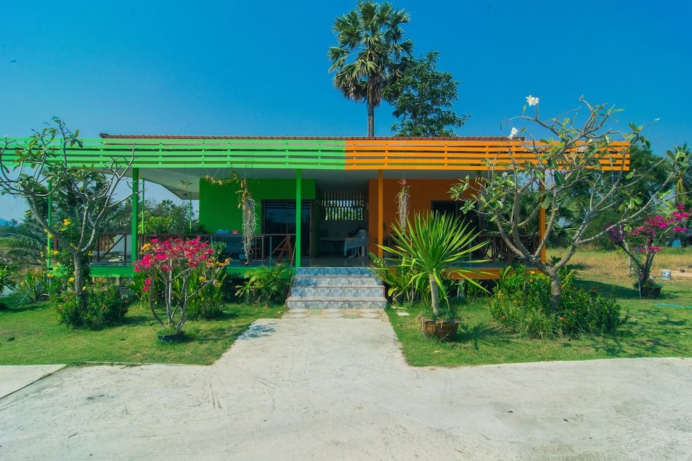 undefined OYO 527 Tanfa Resort 7