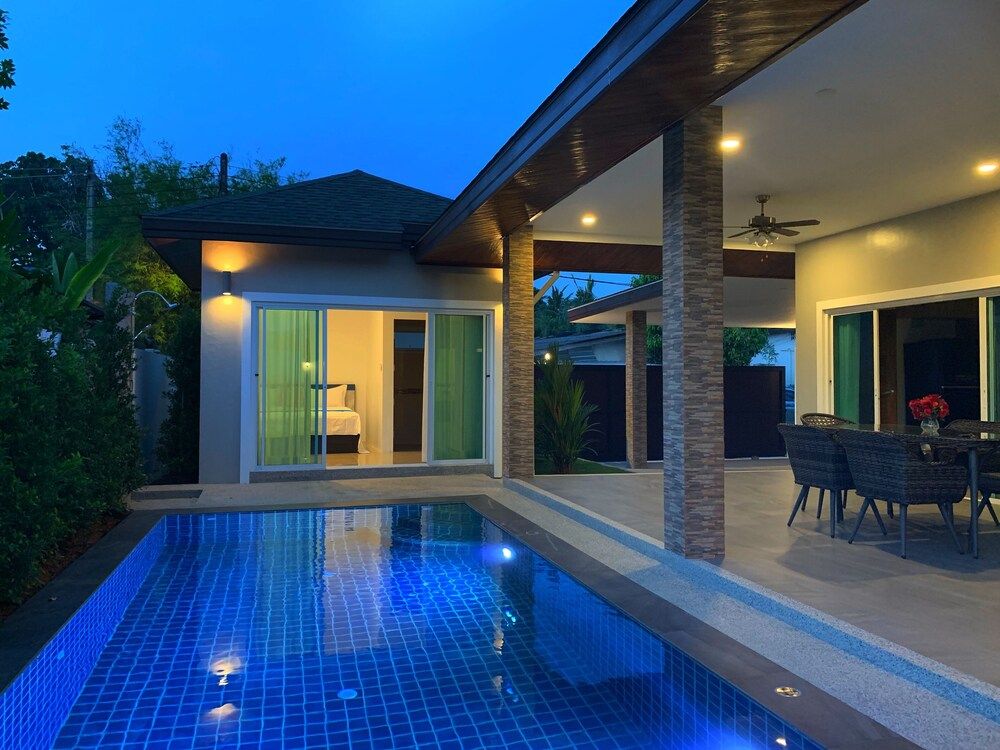 undefined Private Villa with Pool near Laguna 4