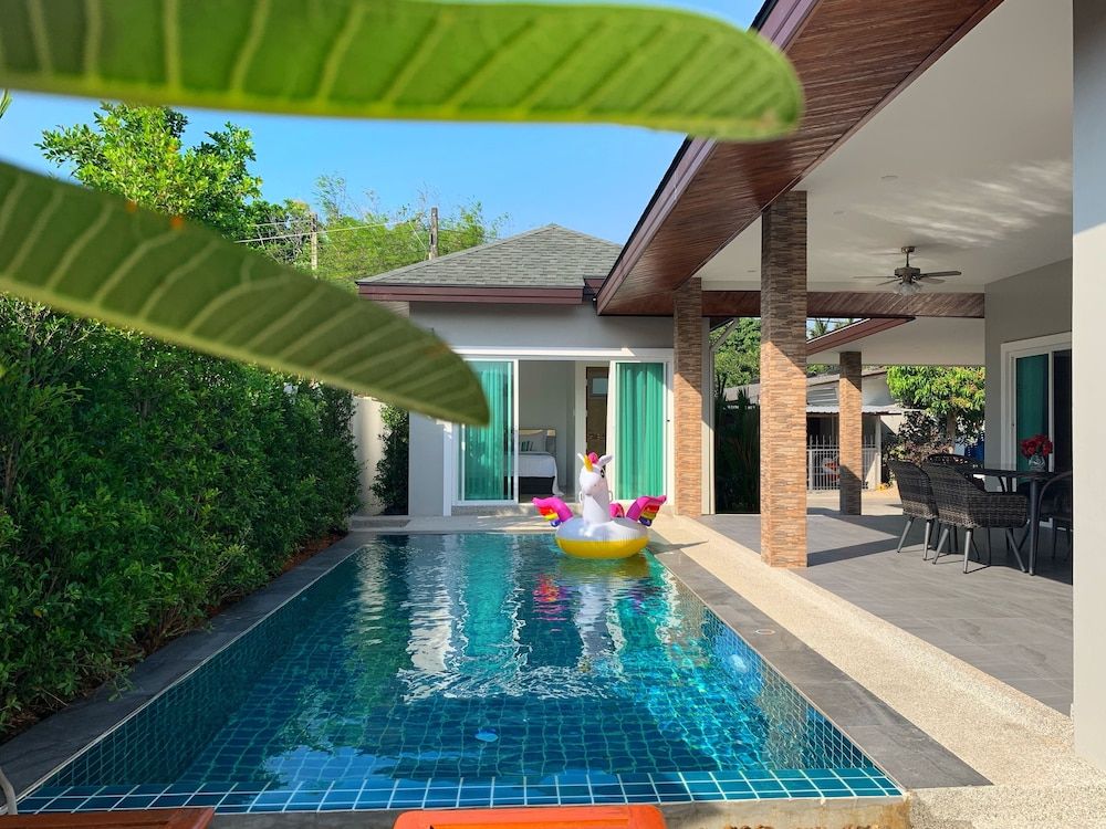 Private Villa with Pool near Laguna Deluxe Villa 22