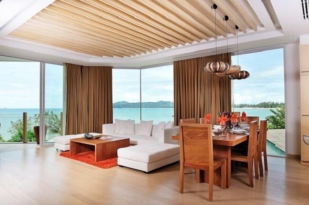 Beachfront Phuket Seaview Suites Grand Suite 10