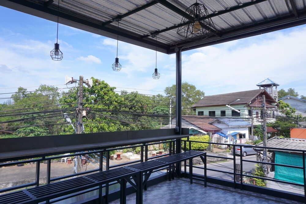 undefined Near Beach Hostel - Adults Only 7