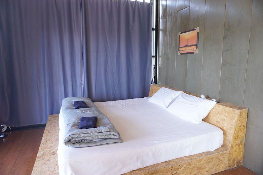 undefined Near Beach Hostel - Adults Only 4