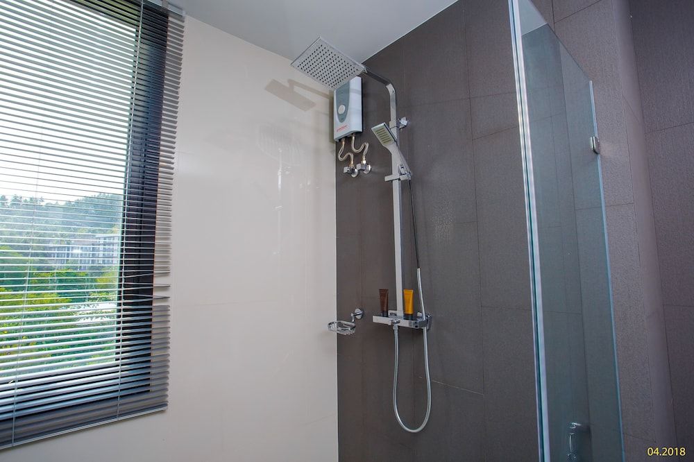 6th Avenue Phuket Surin - by Holy cow Comfort Apartment 27