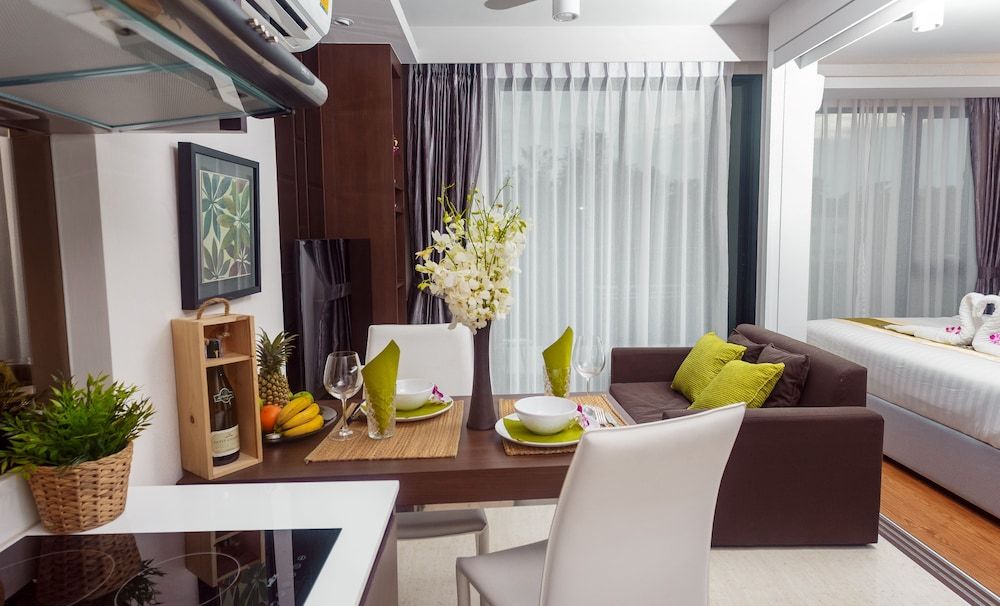 undefined The Aristo by Holy Cow 421 6