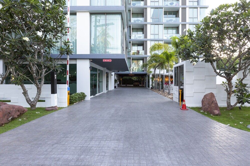 undefined Oceanstone Phuket by Holy Cow 705