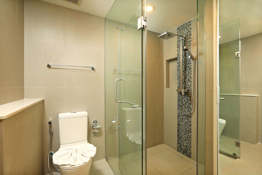 Oceanstone Phuket by Holy Cow 705 Studio Suite 15