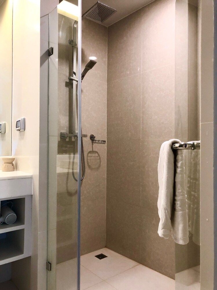 The Aristo 104 by Holy Cow Exclusive Apartment 11