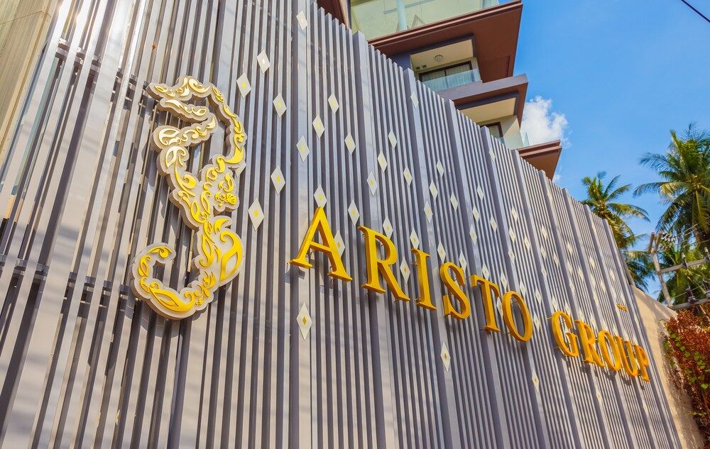 undefined The Aristo Beach by Holy Cow 3