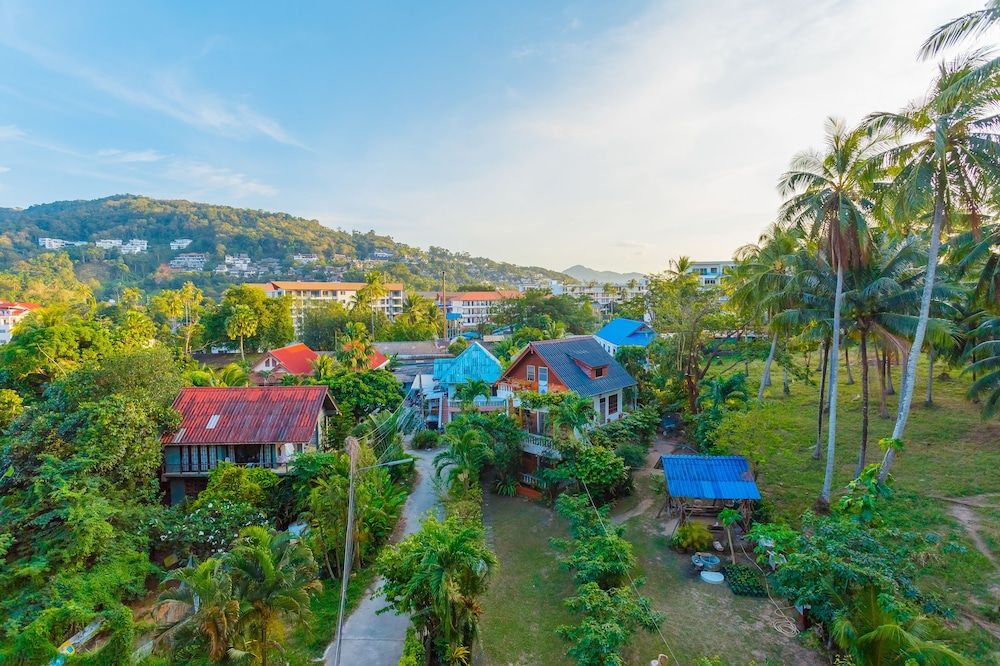 The Aristo Beach by Holy Cow Studio 30