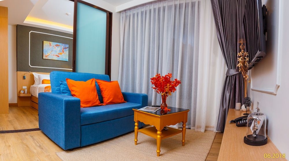 The Aristo Beach by Holy Cow Studio 22