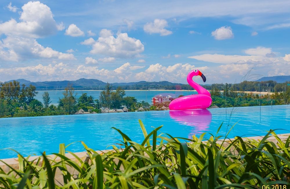 undefined The Aristo Beach by Holy Cow 7