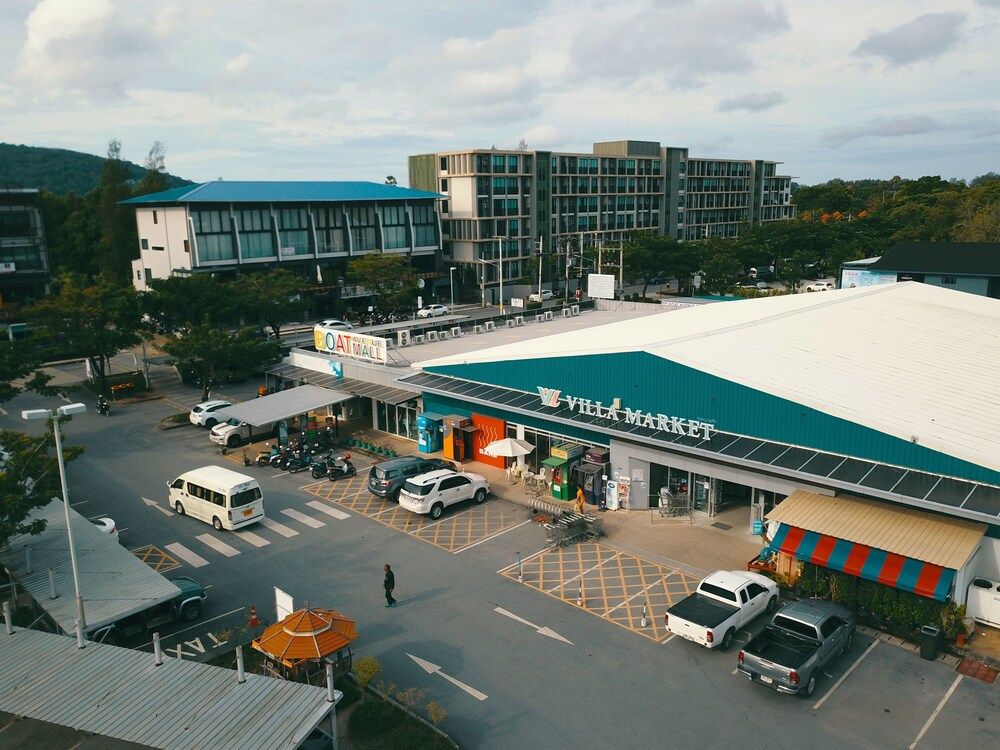 undefined The Aristo Beach Front 713 by Holy Cow 8